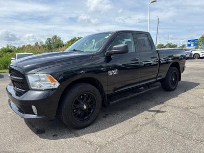 2018 RAM 1500 Express 4x4 Quad Cab 6'4" Box