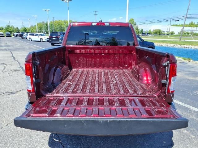 2022 RAM 1500 Big Horn 4x4 Crew Cab 5'7" Box