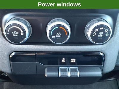 2022 RAM 1500 Big Horn 4x4 Crew Cab 5'7" Box