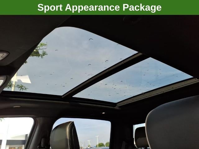 2021 RAM 1500 Laramie 4x4 Crew Cab 5'7" Box