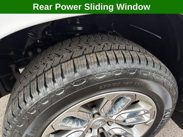 2023 RAM 1500 Laramie 4x4 Crew Cab 5'7" Box