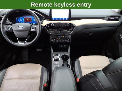 2021 Ford Escape Titanium Hybrid AWD