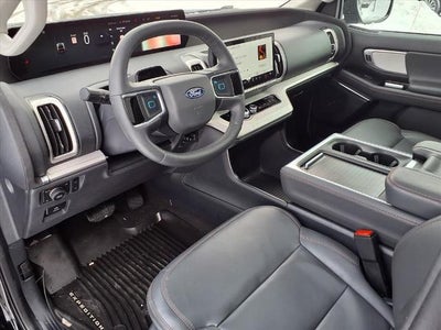2025 Ford Expedition Active 4x4