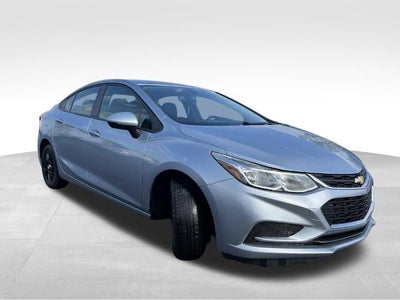 2017 Chevrolet Cruze Sedan LS (Automatic)