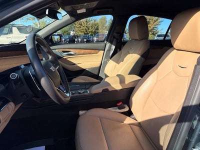 2026 Cadillac CT5 4dr Sdn Premium Luxury