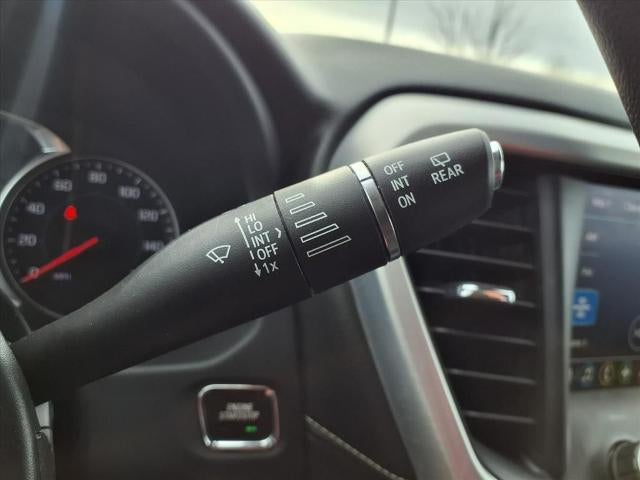 2022 GMC Acadia FWD SLE