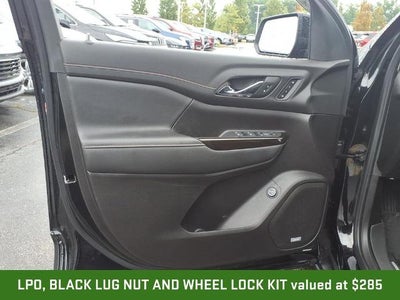 2022 GMC Acadia AWD AT4