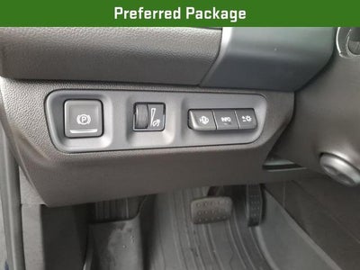 2022 GMC Acadia AWD AT4
