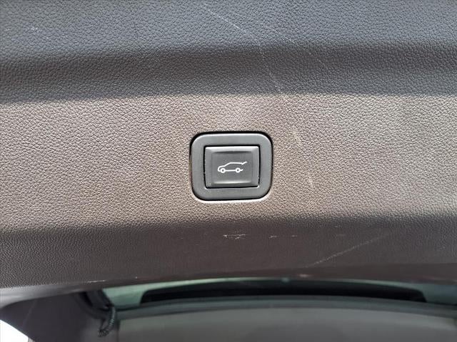 2023 GMC Yukon 4WD 4dr SLT