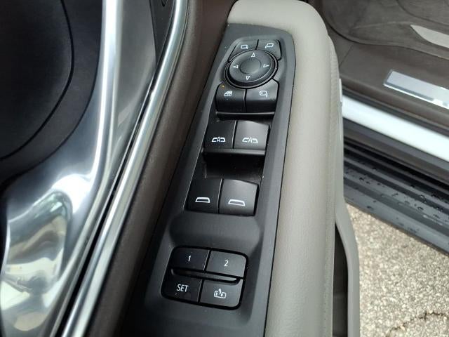 2021 GMC Yukon SLT - Photo 27