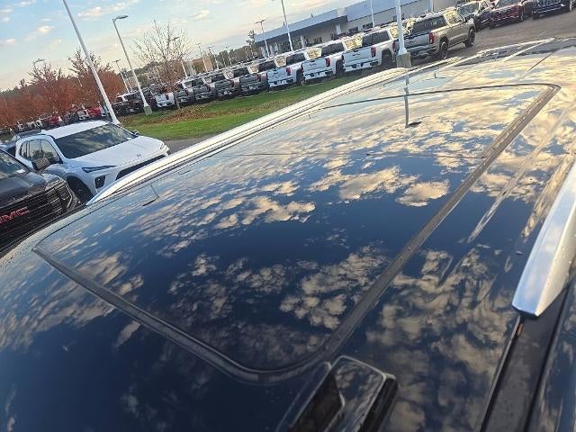 2023 GMC Yukon 4WD 4dr SLT