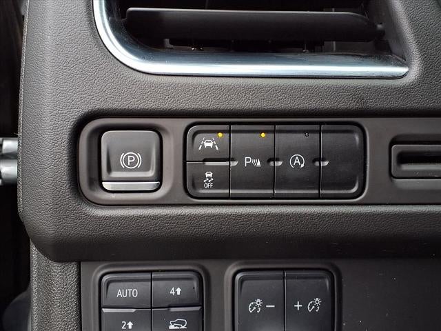 2023 GMC Yukon XL 4WD 4dr SLE