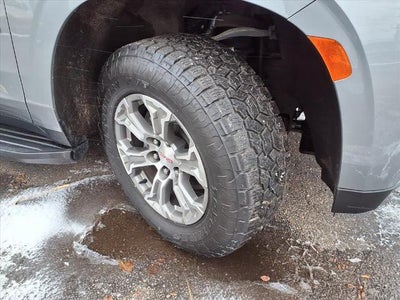 2023 GMC Yukon XL 4WD 4dr SLE