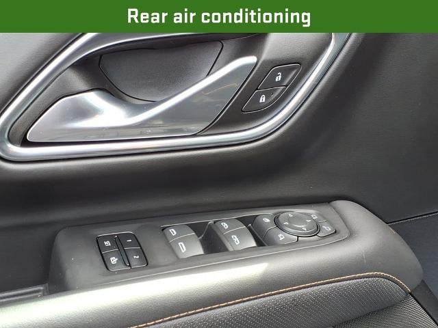 2024 GMC Yukon XL 4WD 4dr AT4