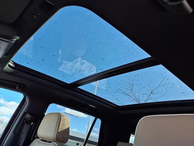 2023 Chevrolet Tahoe 4WD Premier