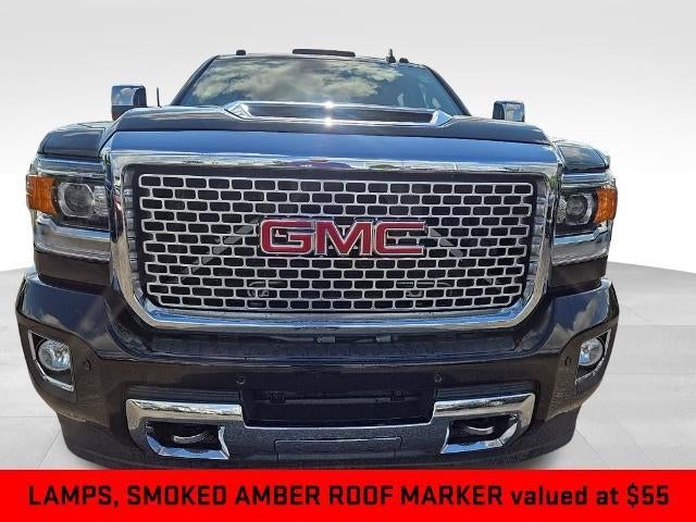 2017 GMC Sierra 2500 HD Crew Cab Standard Box 4-Wheel Drive Denali