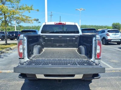 2015 GMC Canyon Crew Cab Long Box 2-Wheel Drive SLE