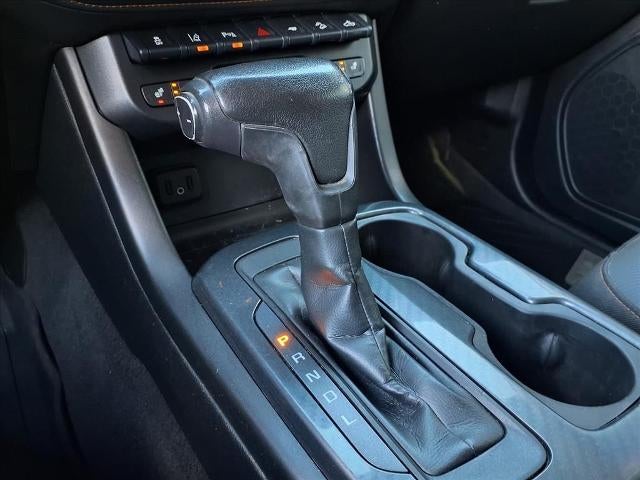 2021 GMC Canyon Crew Cab Short Box 4-Wheel Drive AT4 w/Leather