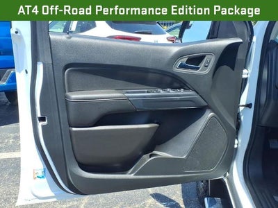2022 GMC Canyon Crew Cab Short Box 4-Wheel Drive AT4 w/Leather
