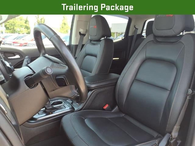2022 GMC Canyon Crew Cab Short Box 4-Wheel Drive AT4 w/Leather