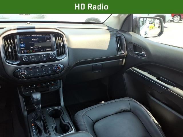2022 GMC Canyon Crew Cab Short Box 4-Wheel Drive AT4 w/Leather