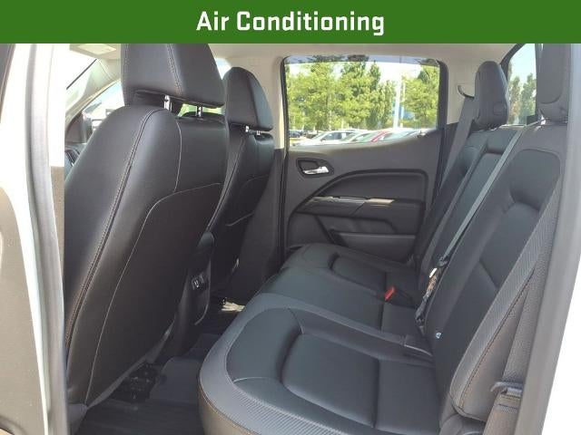 2022 GMC Canyon Crew Cab Short Box 4-Wheel Drive AT4 w/Leather