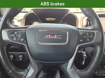 2022 GMC Canyon Crew Cab Short Box 4-Wheel Drive AT4 w/Leather