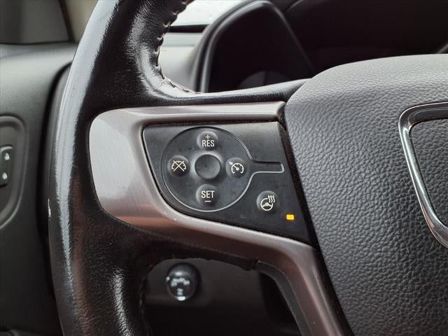 2022 GMC Canyon Crew Cab Short Box 4-Wheel Drive AT4 w/Leather