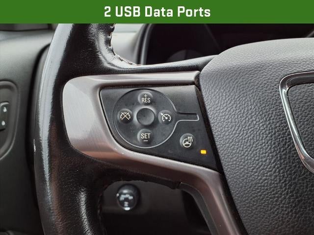 2022 GMC Canyon Crew Cab Short Box 4-Wheel Drive AT4 w/Leather