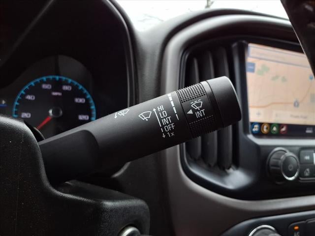 2022 GMC Canyon Crew Cab Short Box 4-Wheel Drive AT4 w/Leather