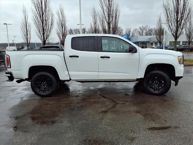 2022 GMC Canyon Crew Cab Short Box 4-Wheel Drive AT4 w/Leather