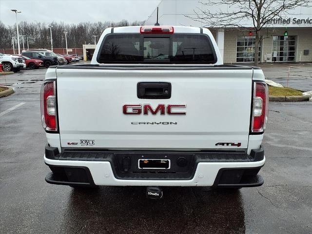 2022 GMC Canyon Crew Cab Short Box 4-Wheel Drive AT4 w/Leather
