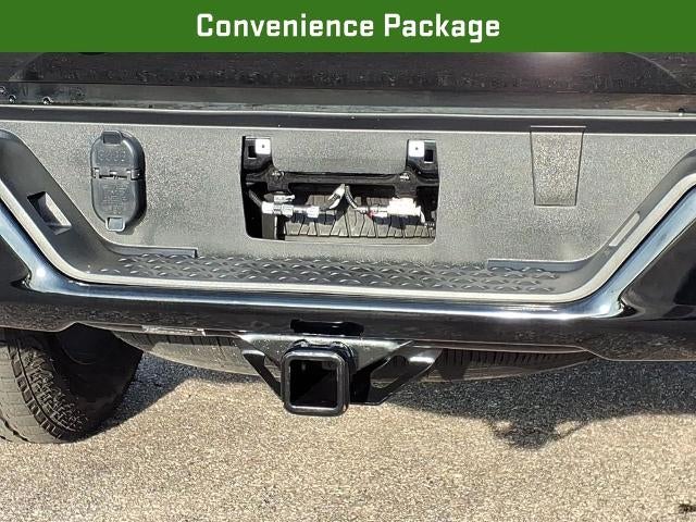 2024 GMC Canyon Crew Cab Short Box 4-Wheel Drive Elevation