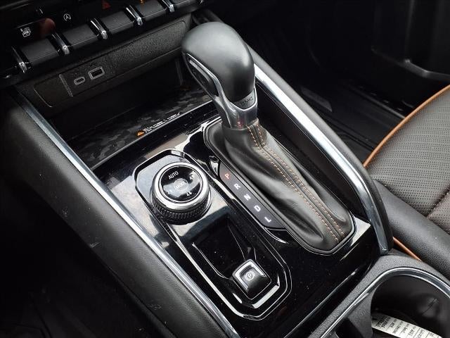 2023 GMC Canyon Crew Cab Short Box 4-Wheel Drive AT4