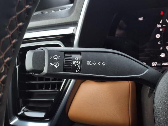 2023 GMC Canyon Crew Cab Short Box 4-Wheel Drive AT4