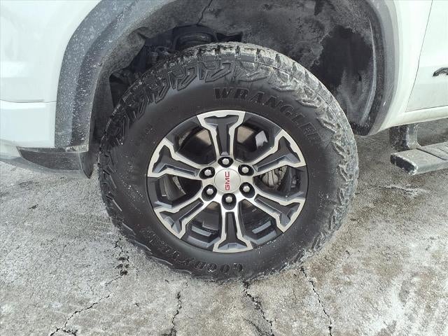 2023 GMC Canyon Crew Cab Short Box 4-Wheel Drive AT4