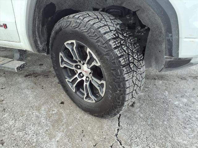 2023 GMC Canyon Crew Cab Short Box 4-Wheel Drive AT4