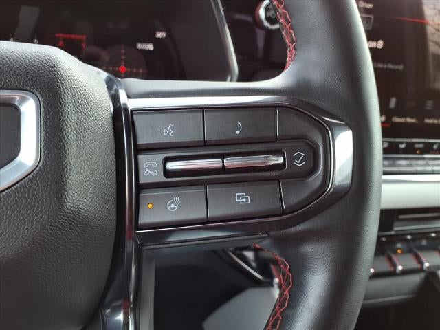 2023 GMC Canyon Crew Cab Short Box 4-Wheel Drive AT4X