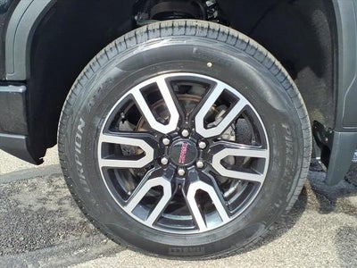 2023 GMC Sierra 1500 Crew Cab Short Box 4-Wheel Drive AT4