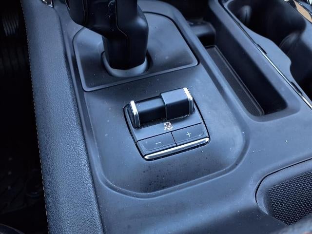 2023 GMC Sierra 1500 Crew Cab Short Box 4-Wheel Drive AT4