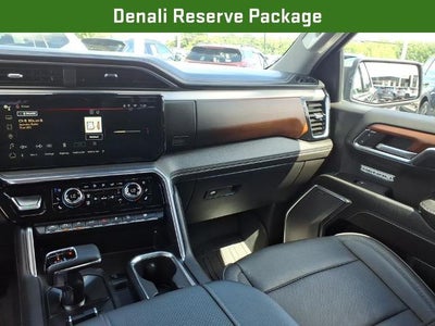 2023 GMC Sierra 1500 Crew Cab Short Box 4-Wheel Drive Denali