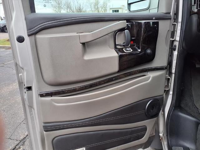 2020 GMC Savana Cargo 2500 2500 Regular Wheelbase Rear-Wheel Drive