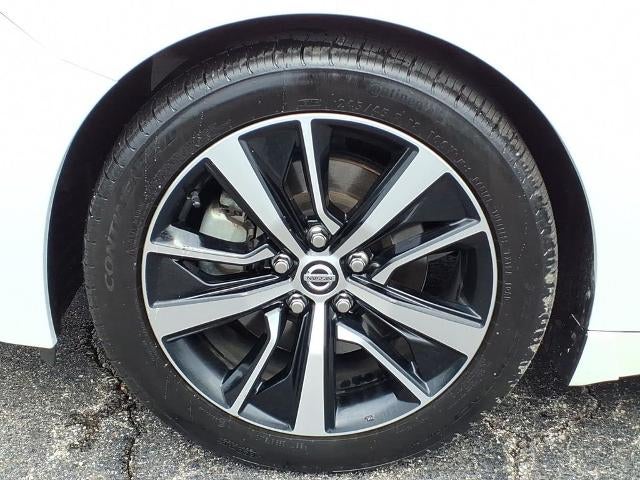 2022 Nissan Maxima SV CVT