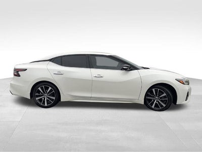 2022 Nissan Maxima SV CVT