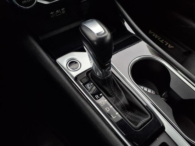 2020 Nissan Altima 2.5 SV Sedan