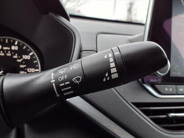 2020 Nissan Altima 2.5 SV Sedan