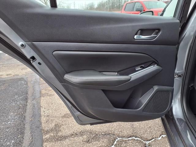 2020 Nissan Altima 2.5 SV Sedan