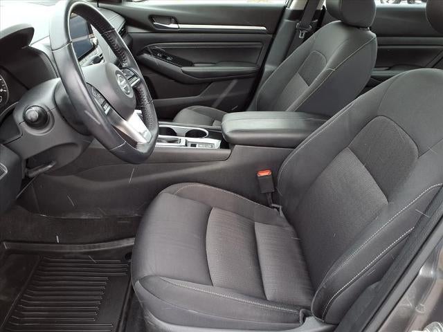 2020 Nissan Altima 2.5 SV Sedan