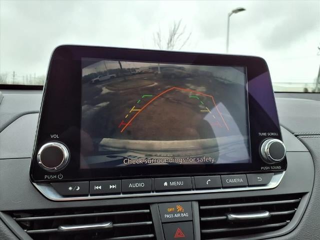 2020 Nissan Altima 2.5 SV Sedan