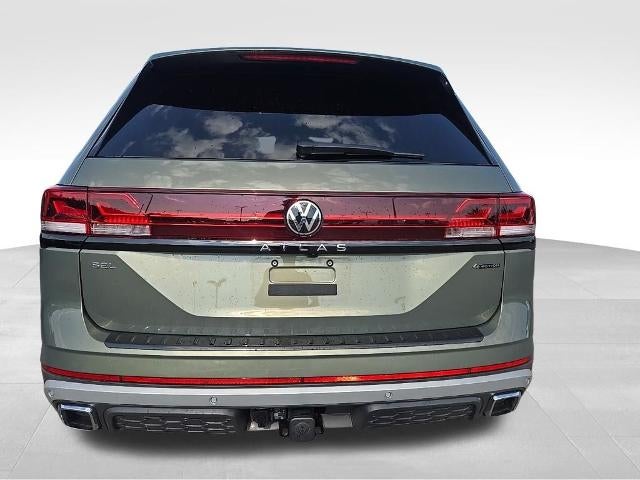2024 Volkswagen Atlas 2.0T Peak Edition SEL 4MOTION